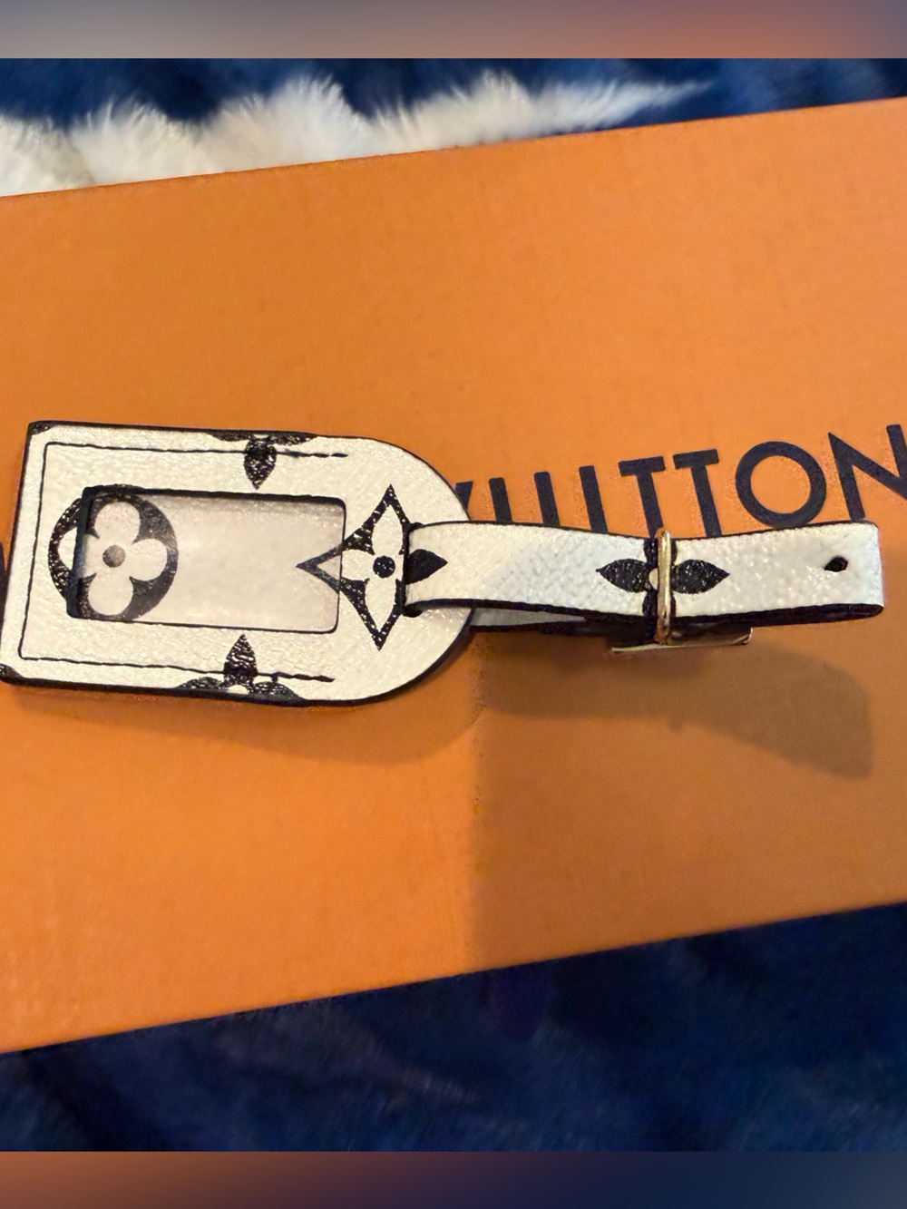 Louis Vuitton White and Black Monogram Leather Bag Charm - Picture 5 of 5